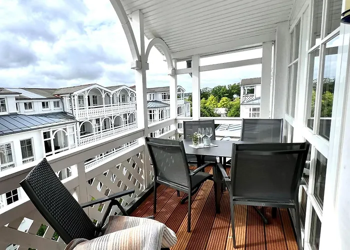 Apartment 522, Seepark